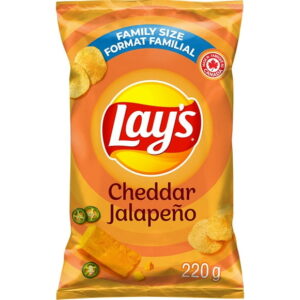 Lays Cheddar Jalapeño flavoured potato chips, 220 g.